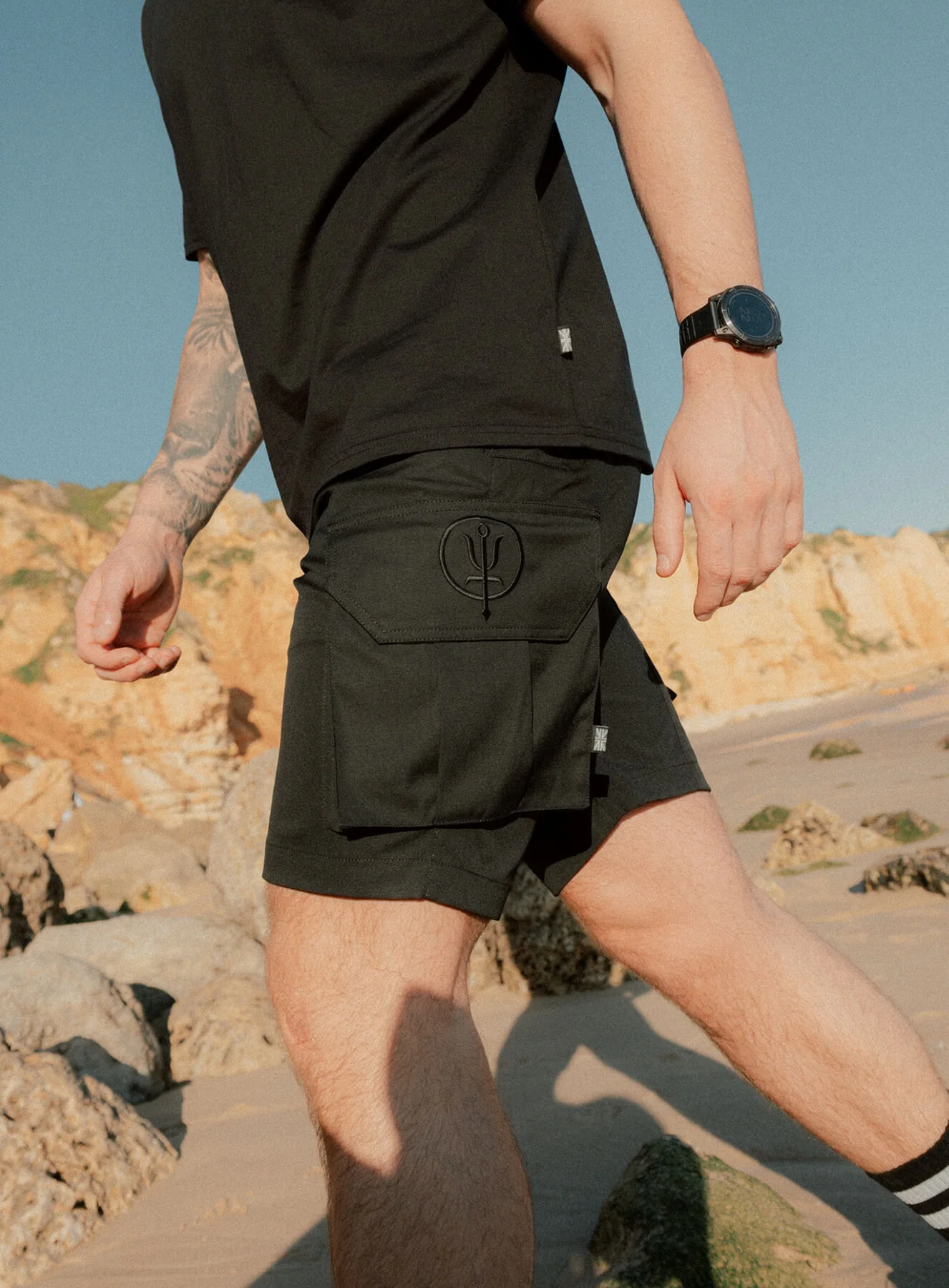 CHARGE SHORTS - Image 4