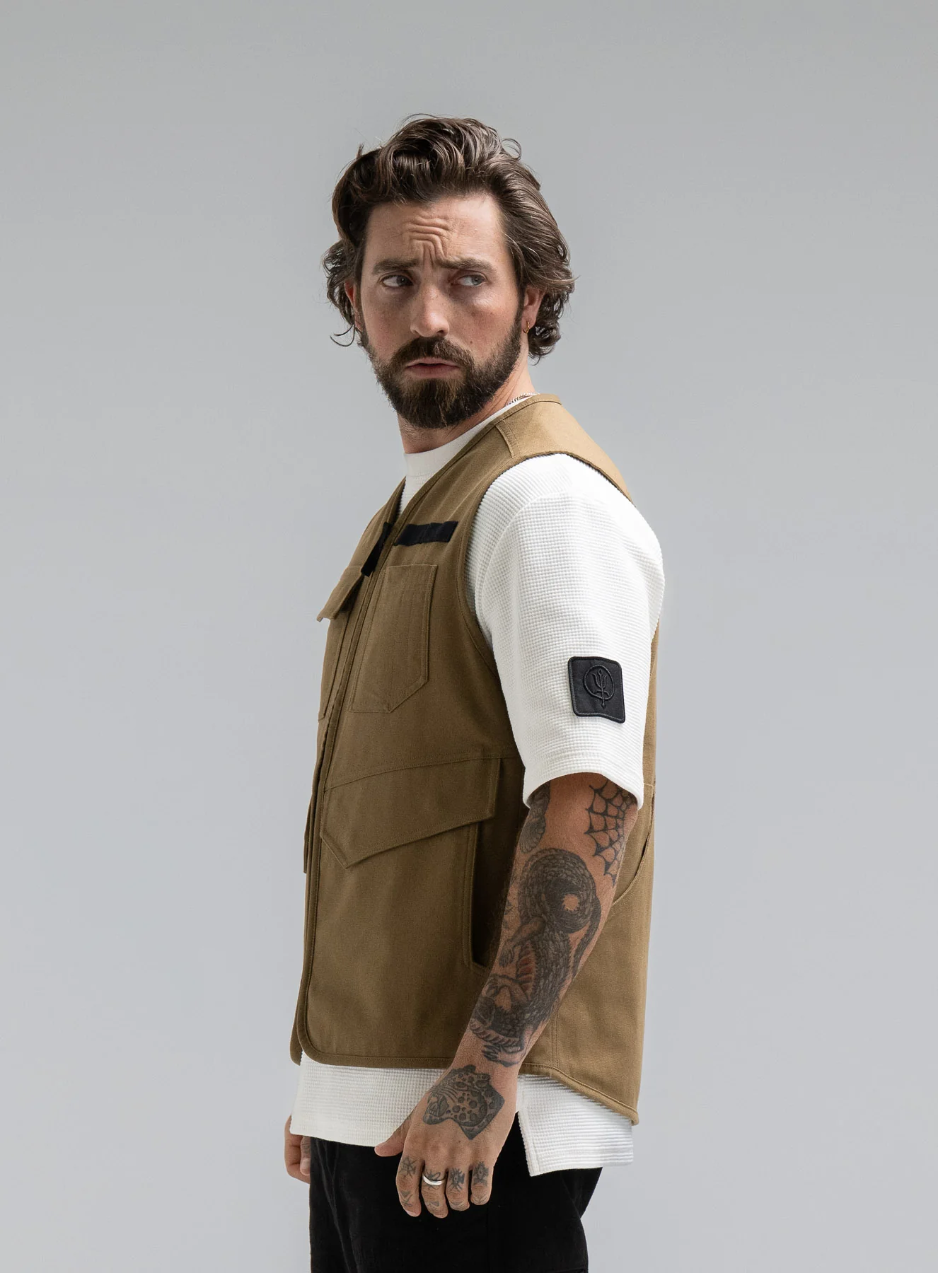 DISSIDENT UTILITY VEST - Image 7