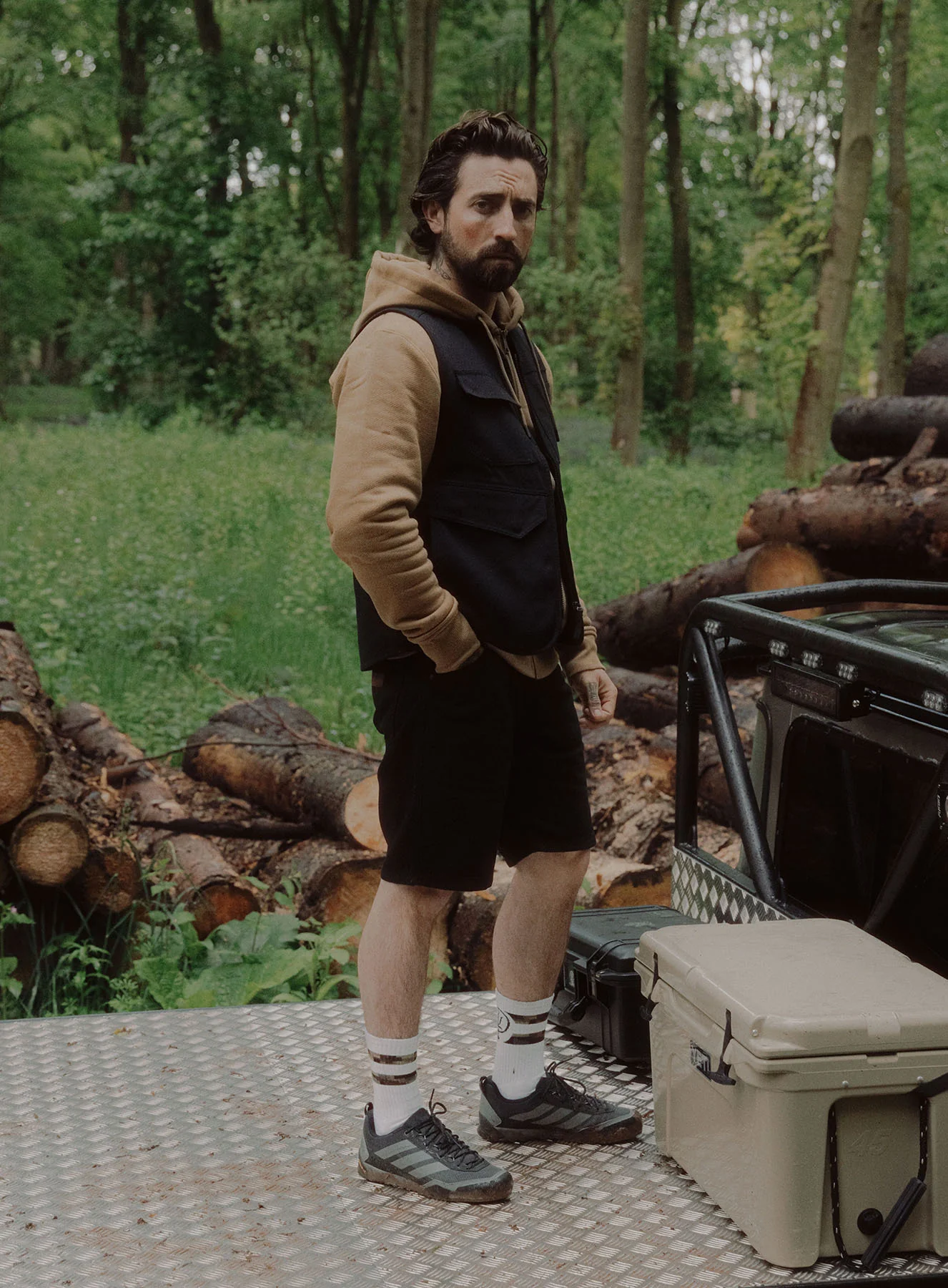 DISSIDENT UTILITY VEST - Image 5