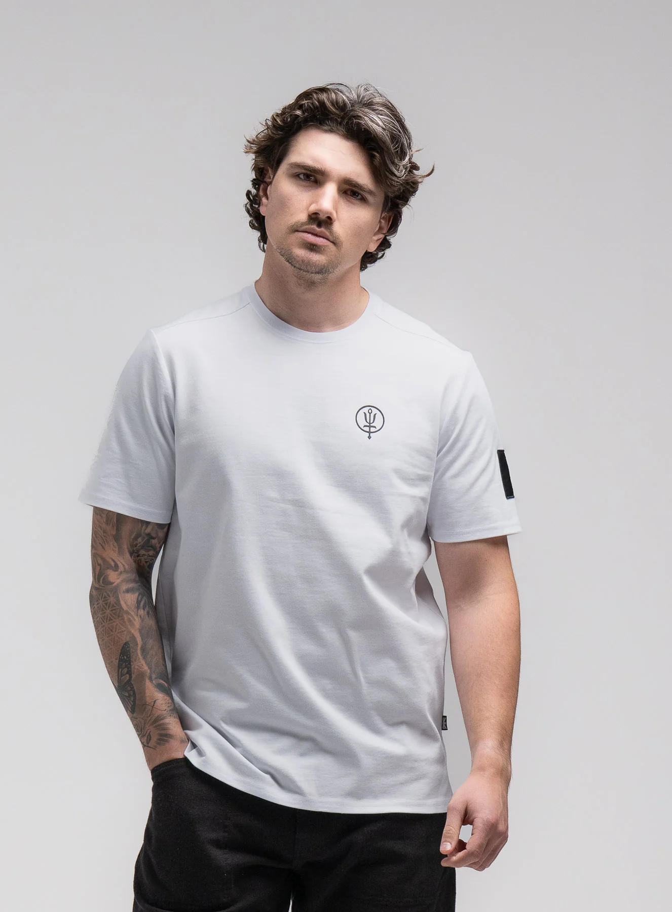 INSIGNIA T-SHIRT - LOVE MANY TRUST FEW - Image 2